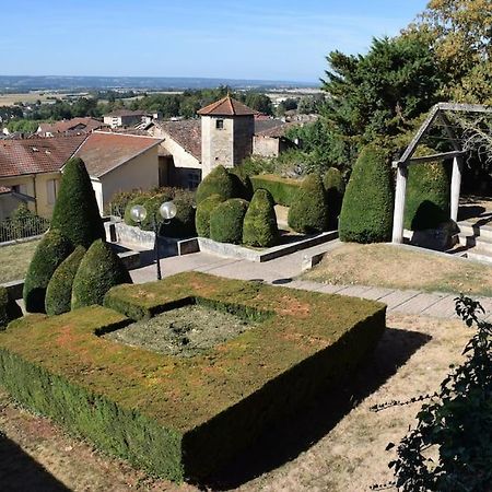 Gite Des Remparts Reservation Par Telephone Laissez Vos Coordonnees La Cote-Saint-Andre エクステリア 写真